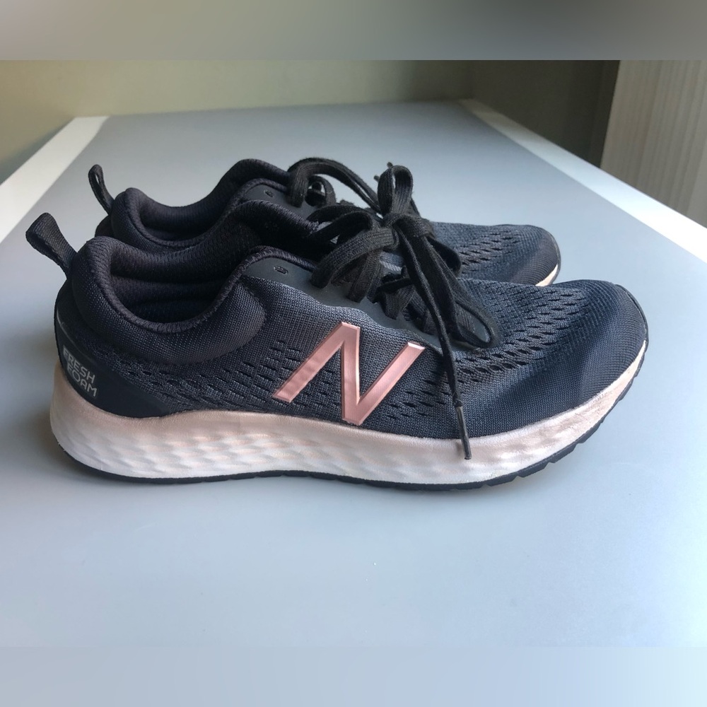 New Balance Fresh Foam Arishi V3 Running Shoes Womens Black Size: US 7 EUR 37.5